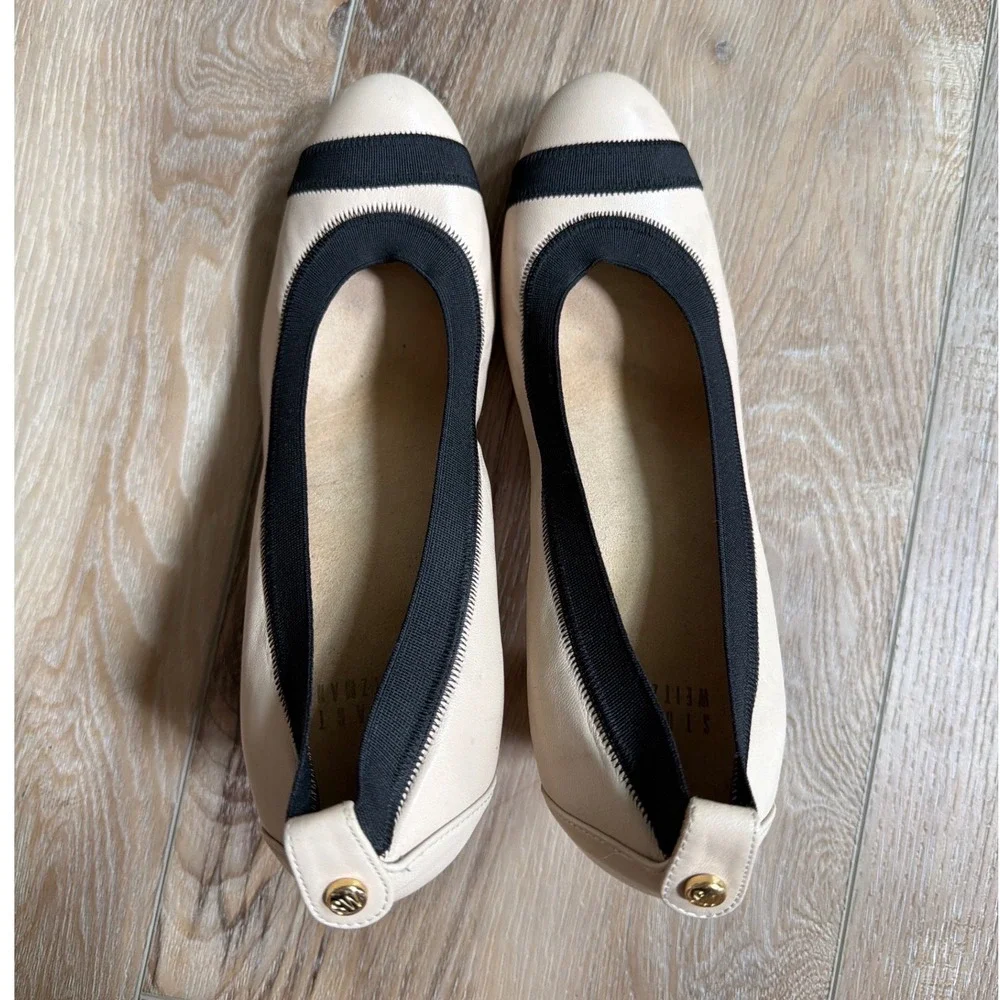 Stuart Weitzman Cream Leather Cap Toe Block Heel Pumps Size 7.5 Quiet Luxury⁠